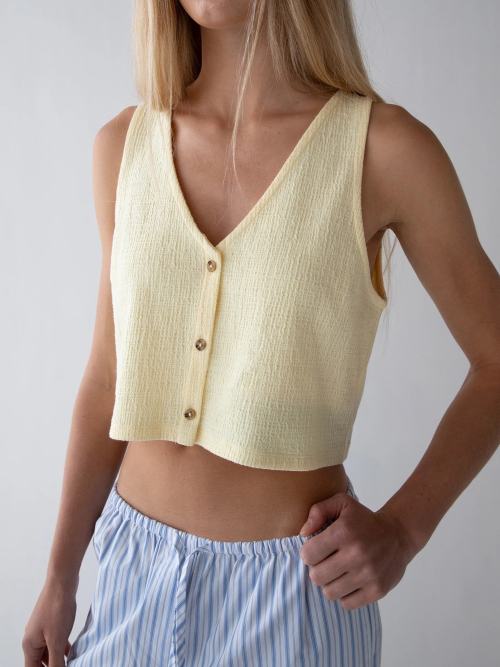 OAK + FORT Cropped Button-Front V-Neck Tank Top - Butter Yellow